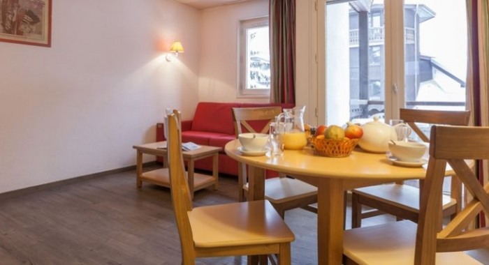 Residence La Riviere Apartments, Chamonix ski chalet, image 3